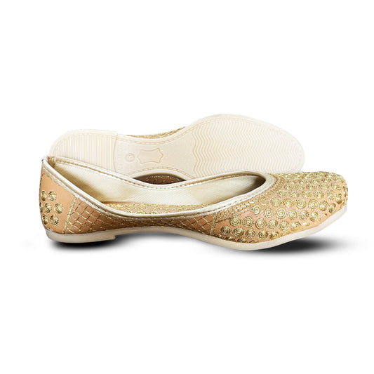 Steploom Gold Embroidered Punjabi Jutti for Women – Handcrafted Ethnic Shoes