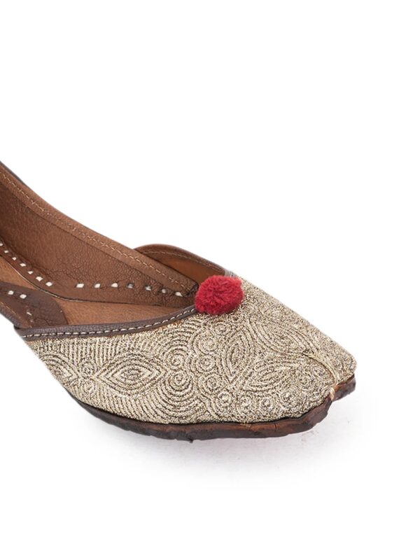 Steploom Women's Golden Zari Royale Punjabi Jutti steploom women's golden zari royale handcrafted utti