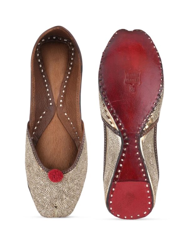 Steploom Women's Golden Zari Royale Punjabi Jutti steploom women's golden zari royale handcrafted utti